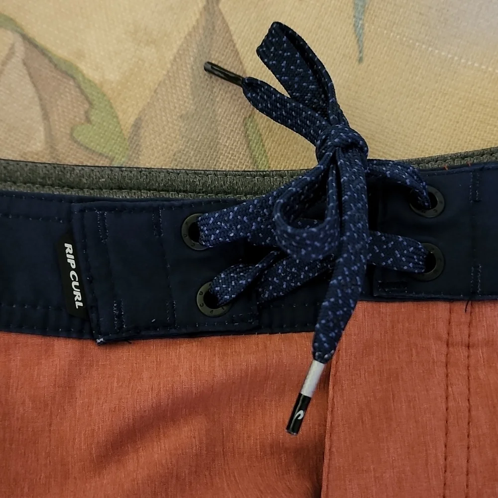 Rip Curl Board Shorts Rust Size 28